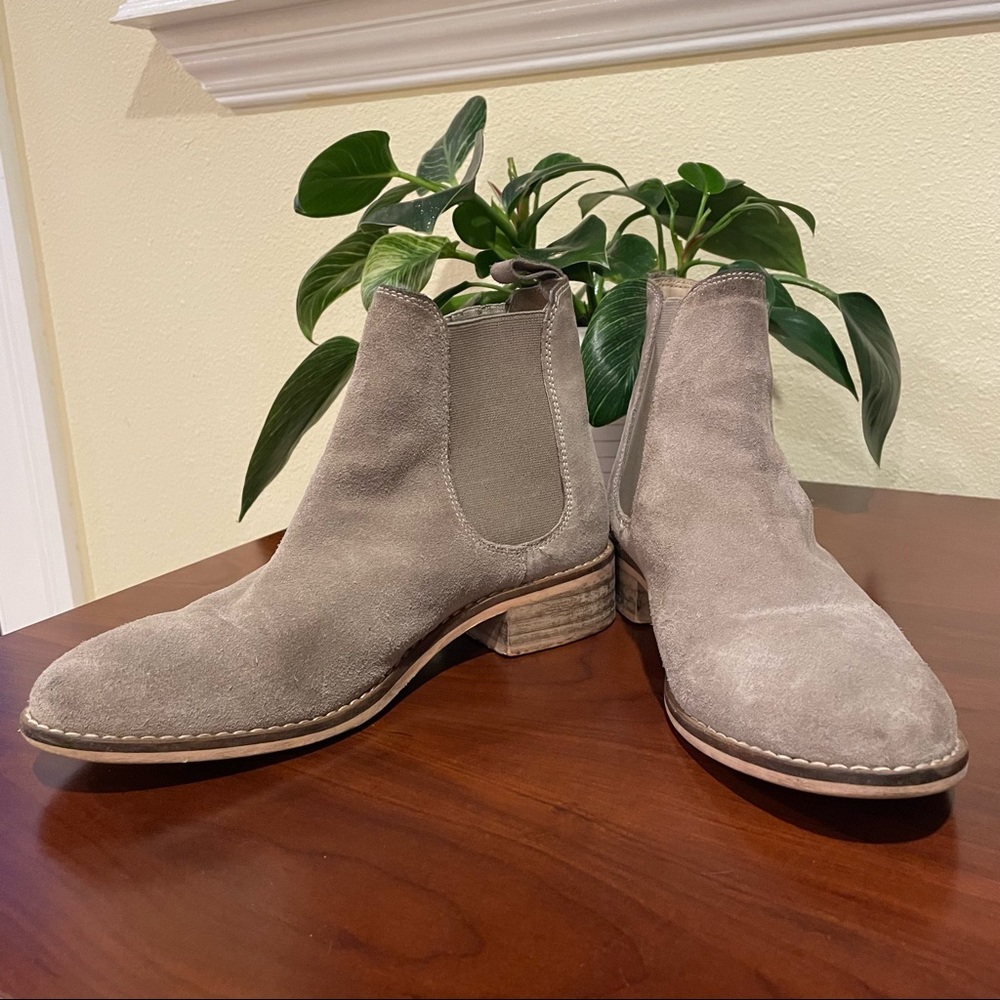 Stylish Gray Ankle Boots for Women